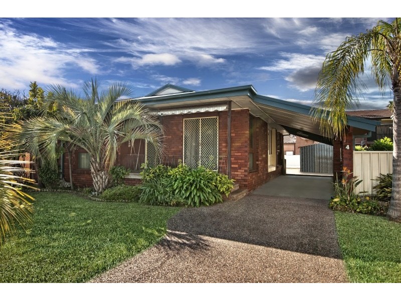 4 Graham Street, Long Jetty NSW 2261