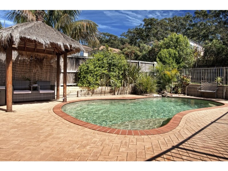 2 Caralee Place, Tumbi Umbi NSW 2261