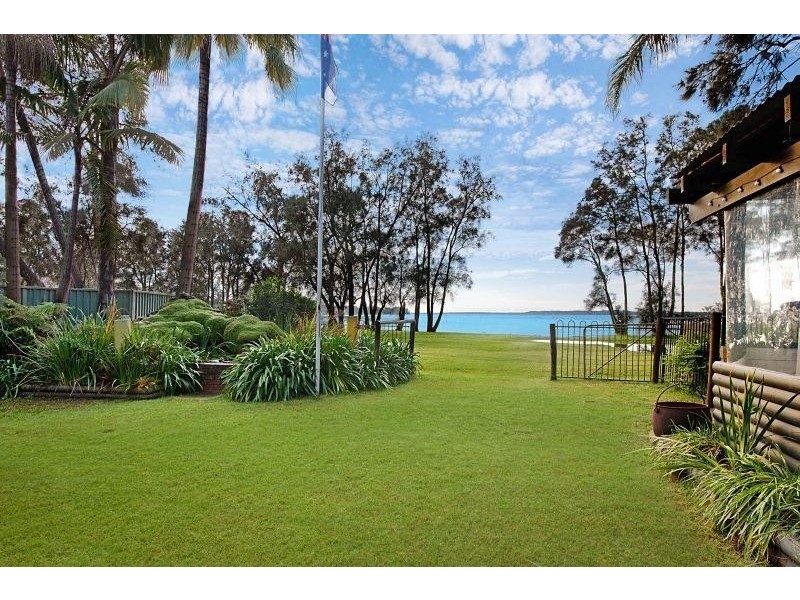 398 Tuggerawong Road, Tuggerawong NSW 2259