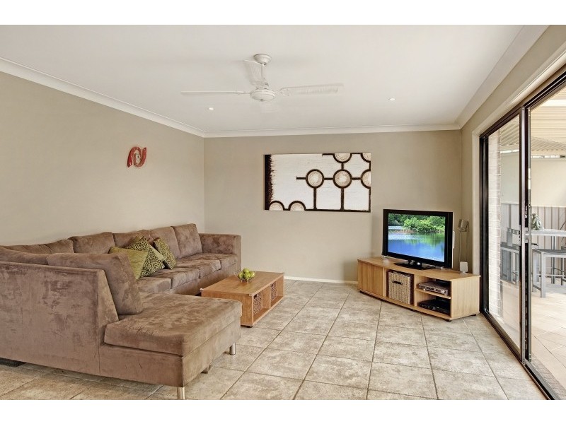 8 Bemboka Crescent, Glenning Valley NSW 2261