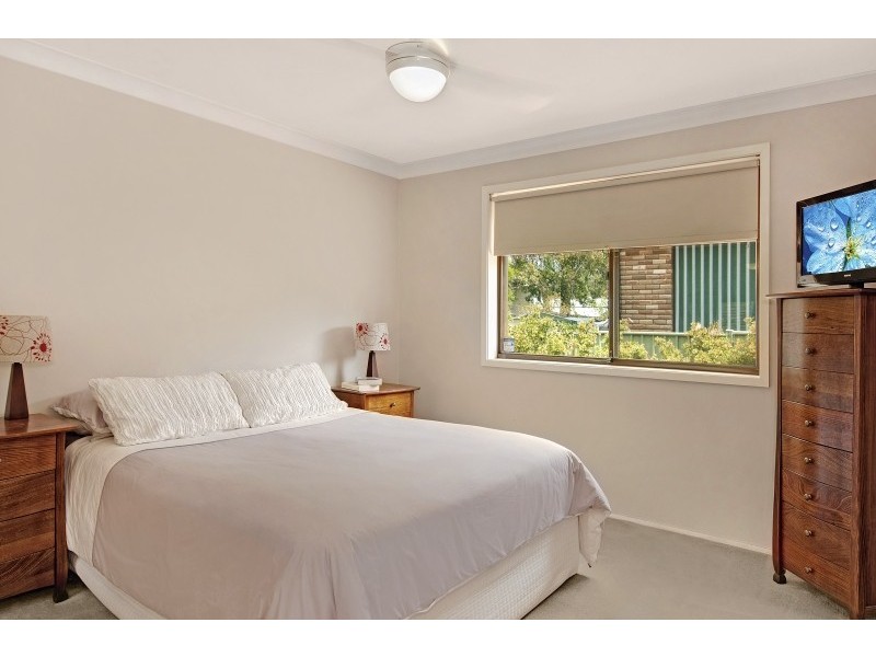 14 St James Avenue, Berkeley Vale NSW 2261