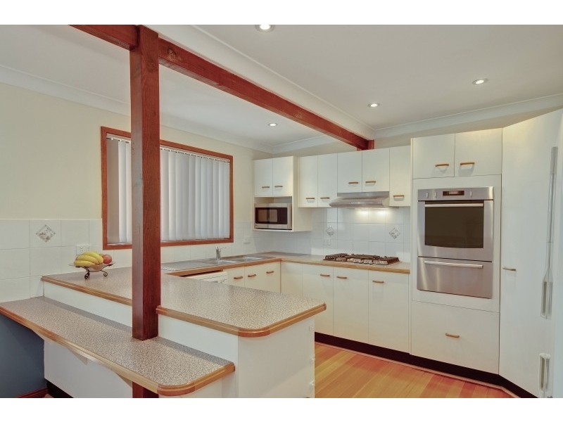 11 Kilkenny Parade, Berkeley Vale NSW 2261