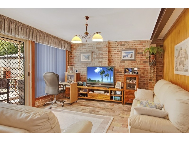 326 Lakedge Avenue, Berkeley Vale NSW 2261