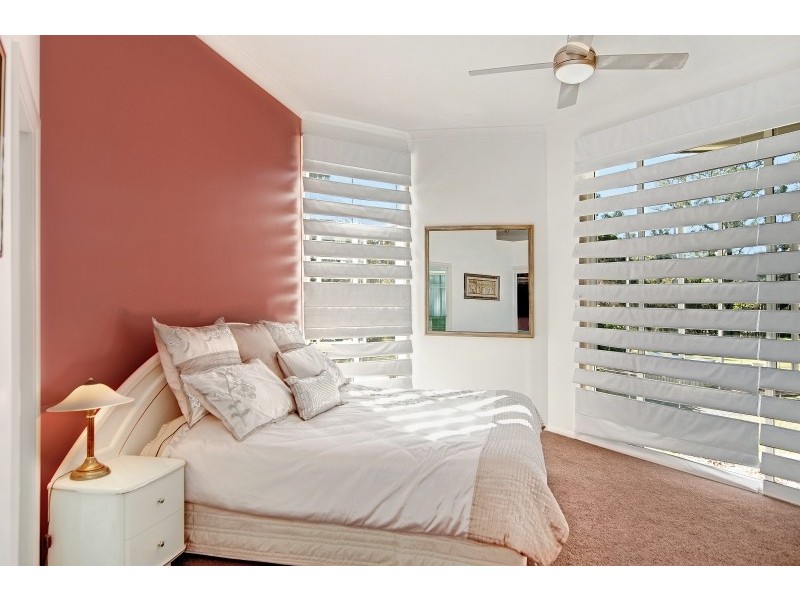 7 The Knoll, Jilliby NSW 2259