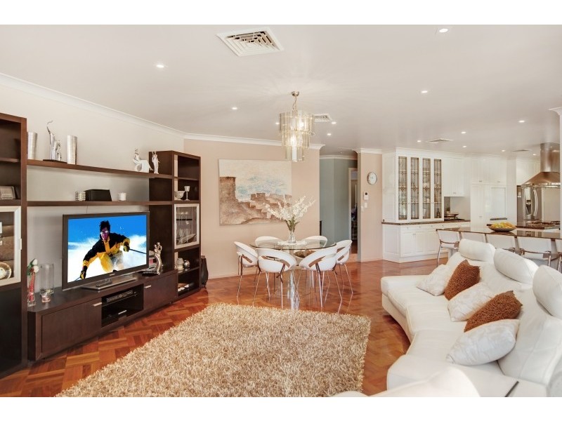 7 The Knoll, Jilliby NSW 2259