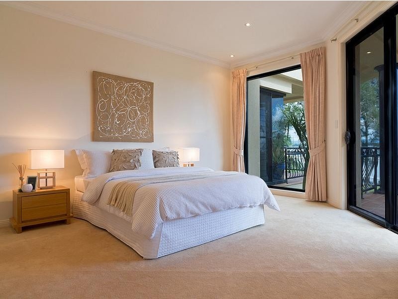 16-18 Gordon Avenue, Summerland Point NSW 2259