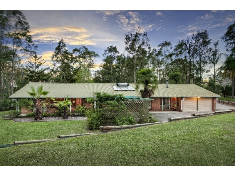 11 Treelands Drive, Jilliby NSW 2259