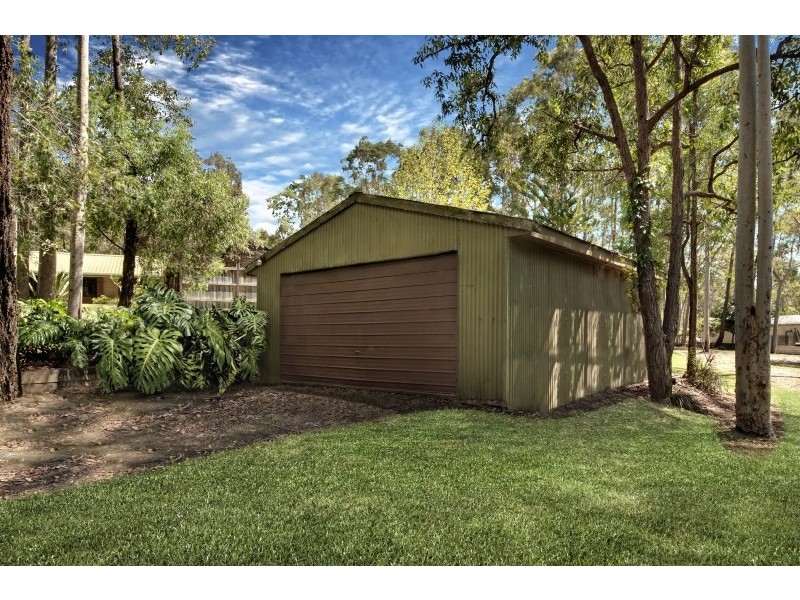 11 Treelands Drive, Jilliby NSW 2259
