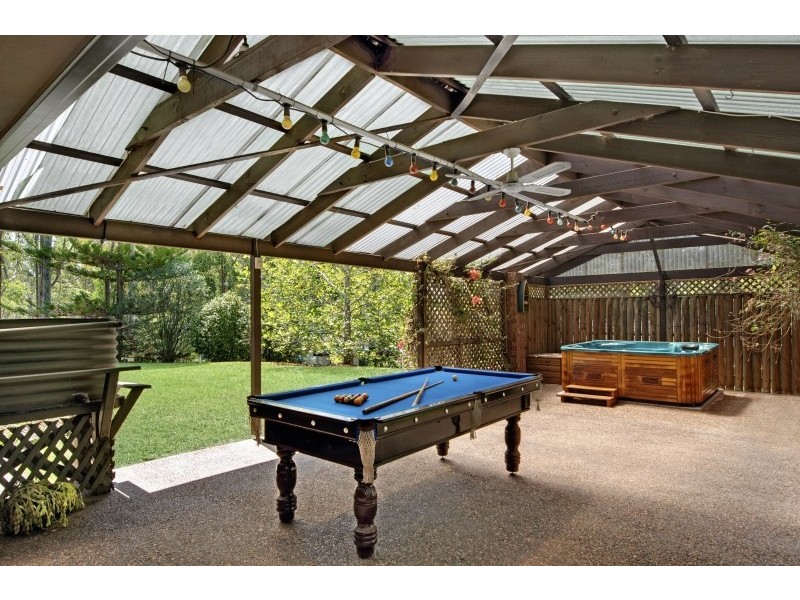 11 Treelands Drive, Jilliby NSW 2259