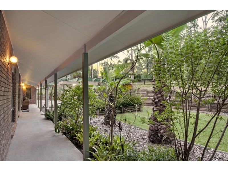 11 Treelands Drive, Jilliby NSW 2259