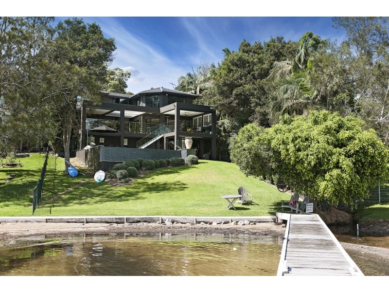4 Government Road, Nords Wharf NSW 2281