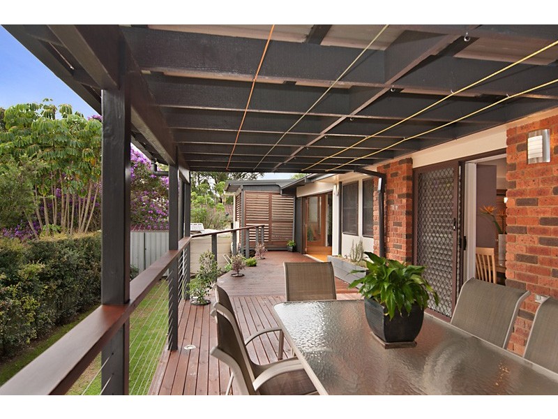 15 Stornaway Crescent, Berkeley Vale NSW 2261