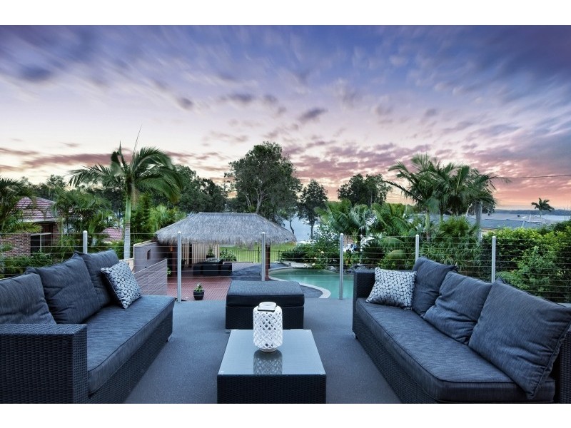 34 Gordon Avenue, Summerland Point NSW 2259