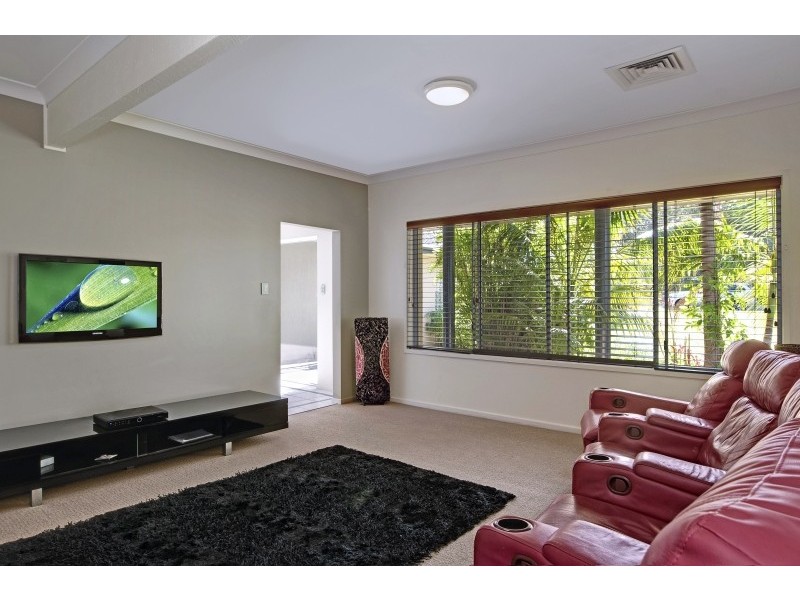 34 Gordon Avenue, Summerland Point NSW 2259