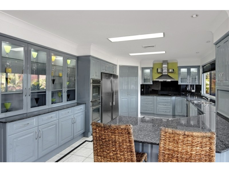 34 Gordon Avenue, Summerland Point NSW 2259