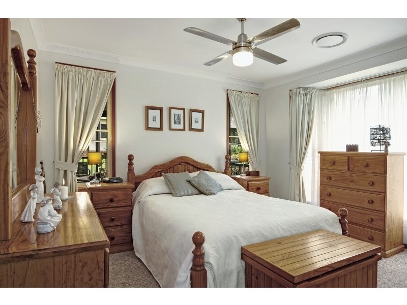 6 The Downs, Jilliby NSW 2259