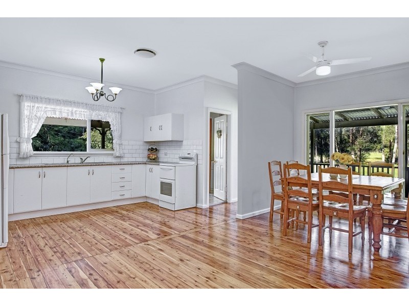 65 Brothers Road, Jilliby NSW 2259