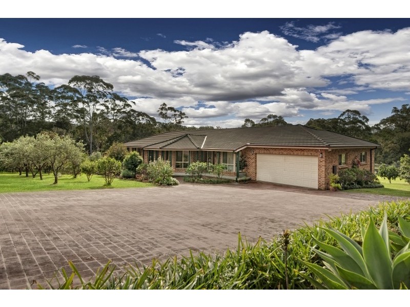 16 Palm Springs Avenue, Glenning Valley NSW 2261