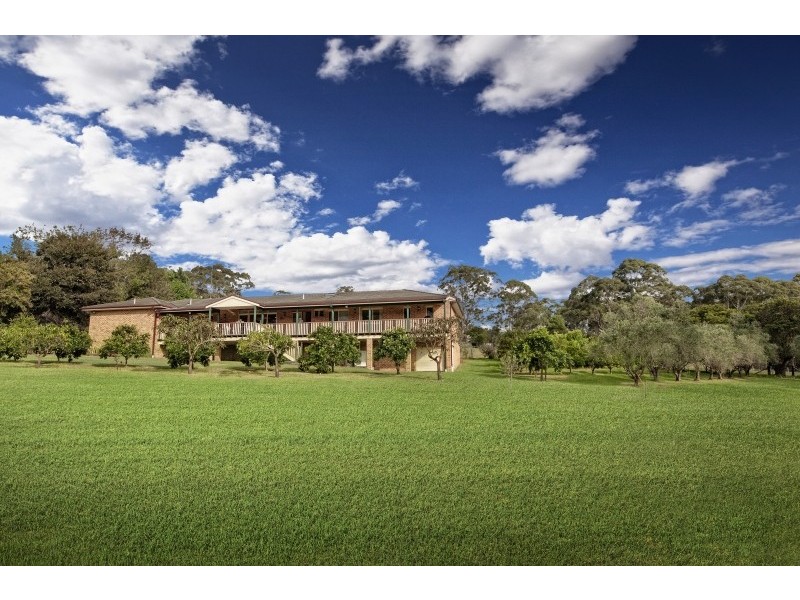 16 Palm Springs Avenue, Glenning Valley NSW 2261