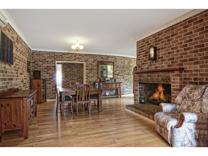 14 Haigh Close, Berkeley Vale NSW 2261