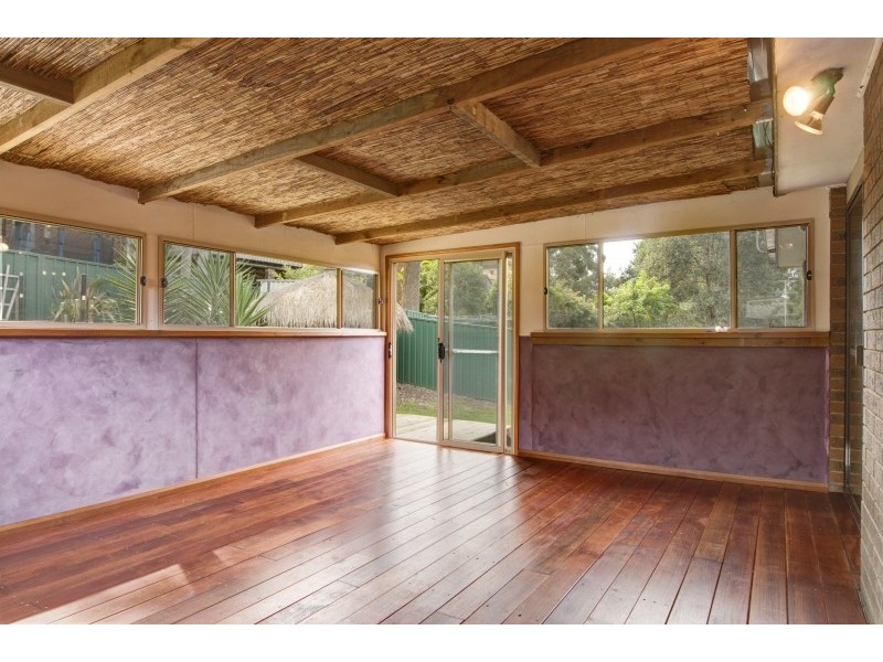 43 Shannon Parade, Berkeley Vale NSW 2261