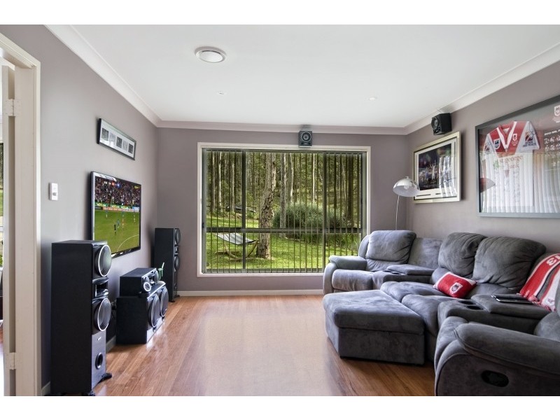 2 Marion Place, Jilliby NSW 2259