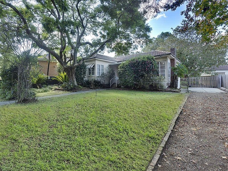 76 Prince Charles Rd, Frenchs Forest NSW 2086