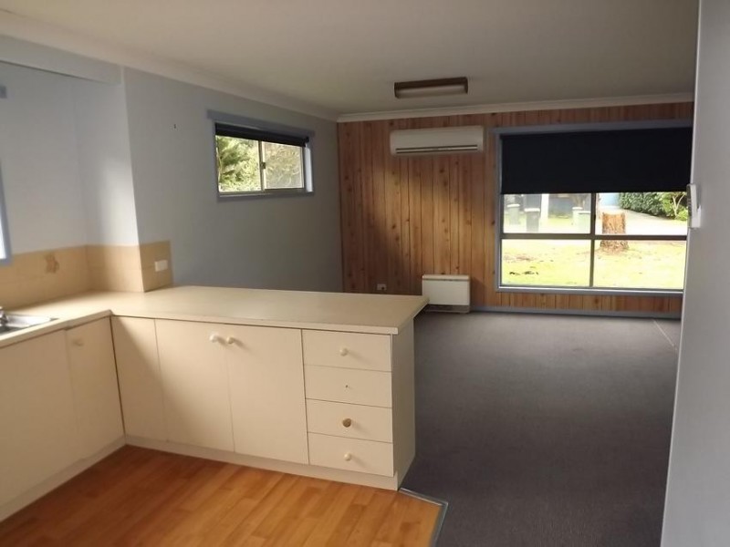 9 Reel Street, Cape Paterson VIC 3995