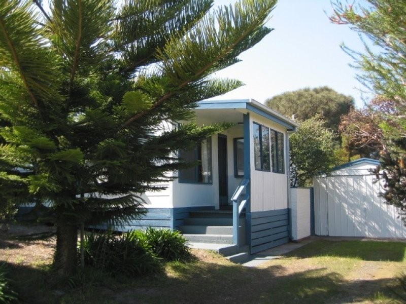 38 Sail Street, Cape Paterson VIC 3995