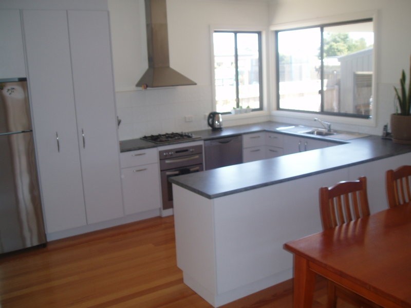 33 Oxford Way, Wonthaggi VIC 3995