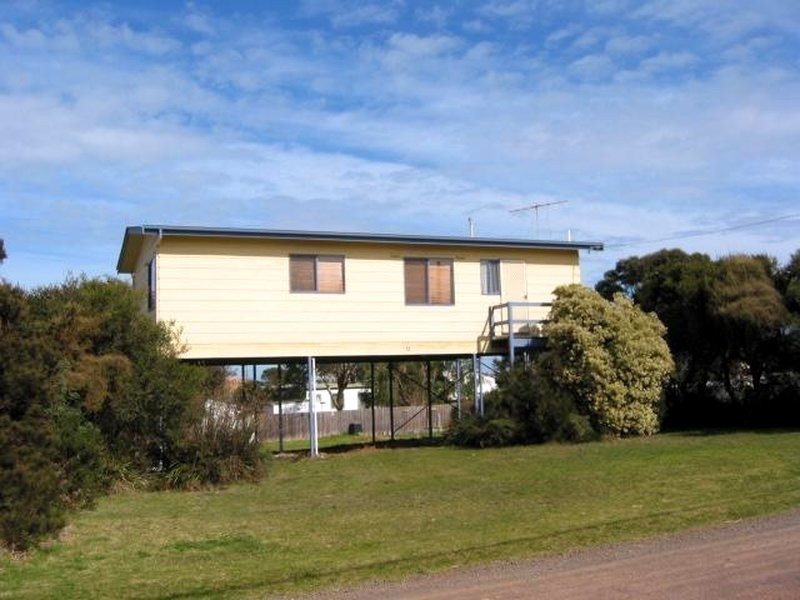 13 Scenic Road, Cape Paterson VIC 3995