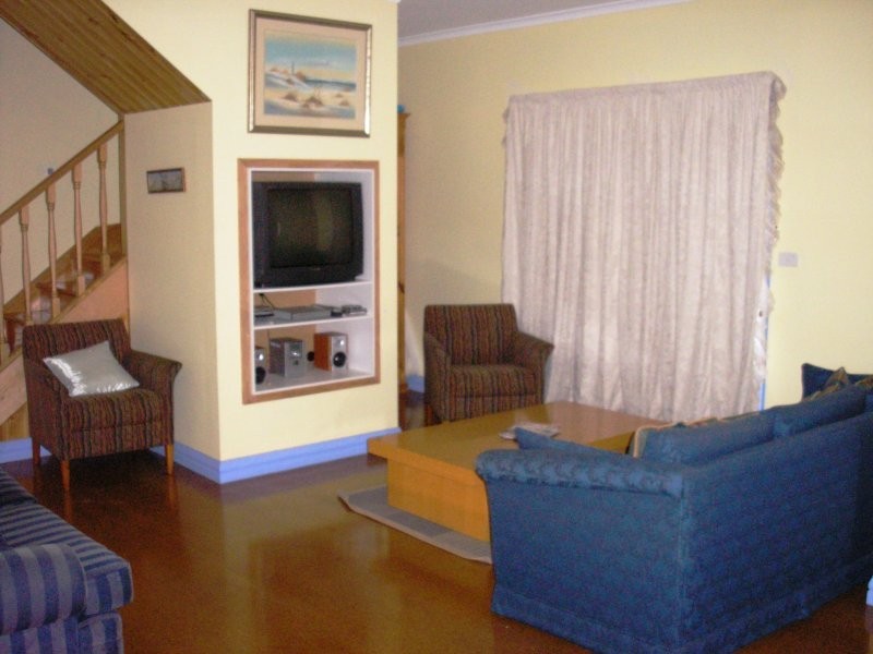 16 Reef Street, Cape Paterson VIC 3995