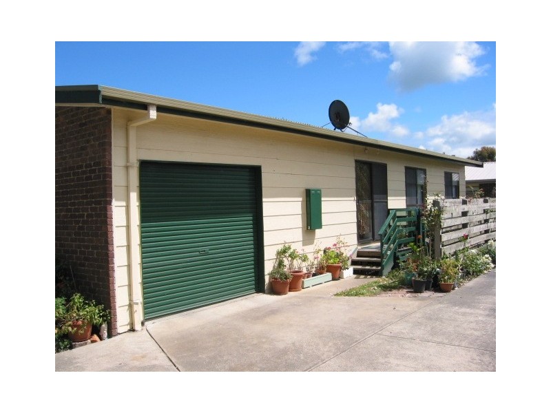 2/8 EPSOM STREET, Wonthaggi VIC 3995