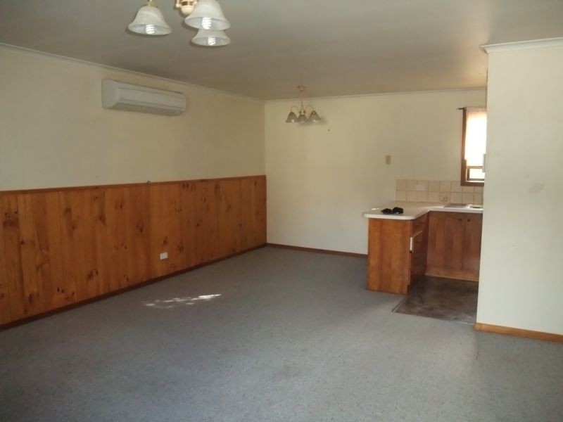 2/8 EPSOM STREET, Wonthaggi VIC 3995