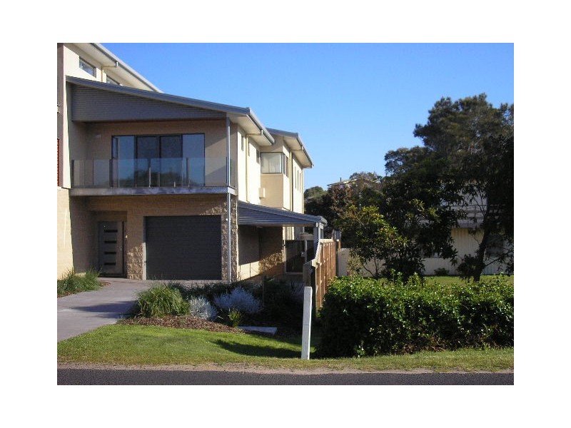 A/40 Surfbeach Rd, Cape Paterson VIC 3995