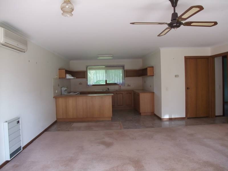B/12 MOORE ROAD, Wonthaggi VIC 3995