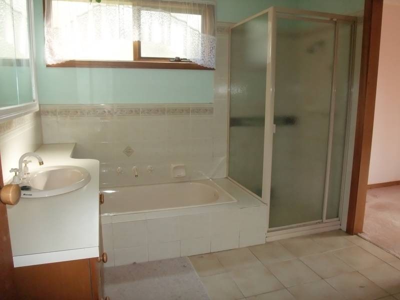 B/12 MOORE ROAD, Wonthaggi VIC 3995