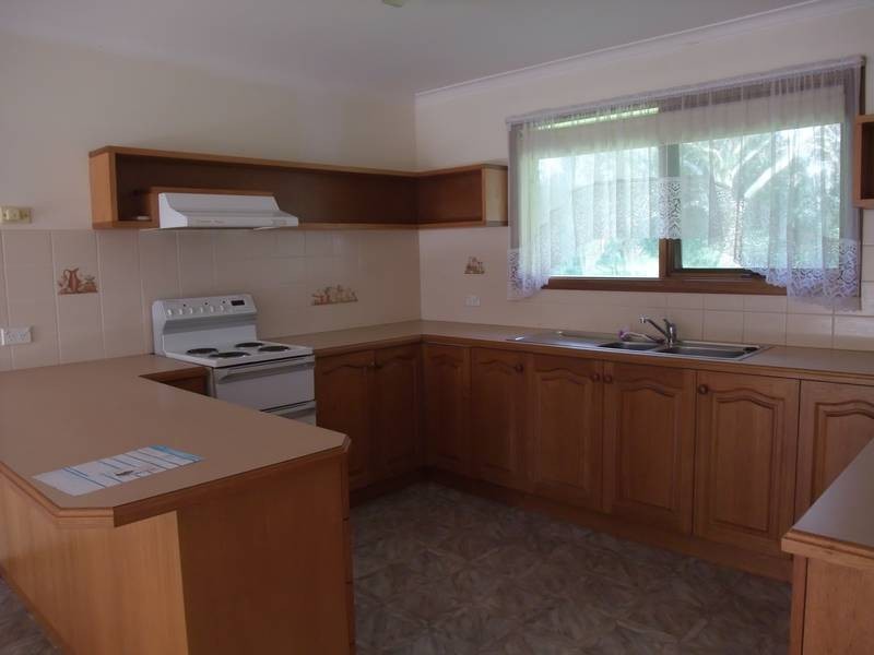 B/12 MOORE ROAD, Wonthaggi VIC 3995