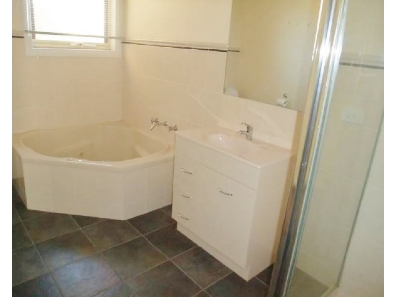 1/49 HUNTER STREET, Wonthaggi VIC 3995