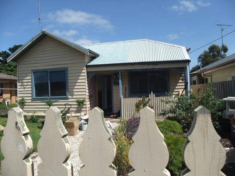 3 WALLACE STREET, Wonthaggi VIC 3995