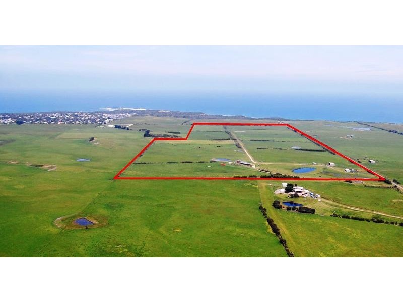 225 WILSONS RD, Cape Paterson VIC 3995