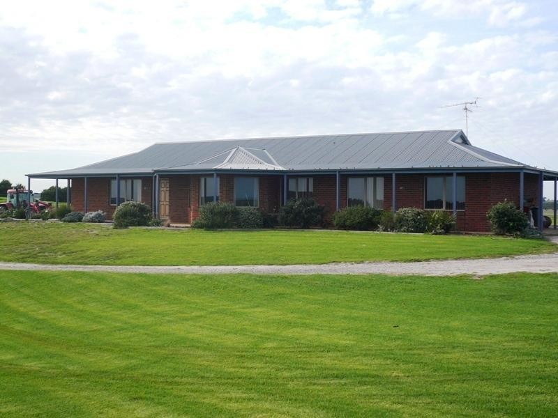 225 WILSONS RD, Cape Paterson VIC 3995