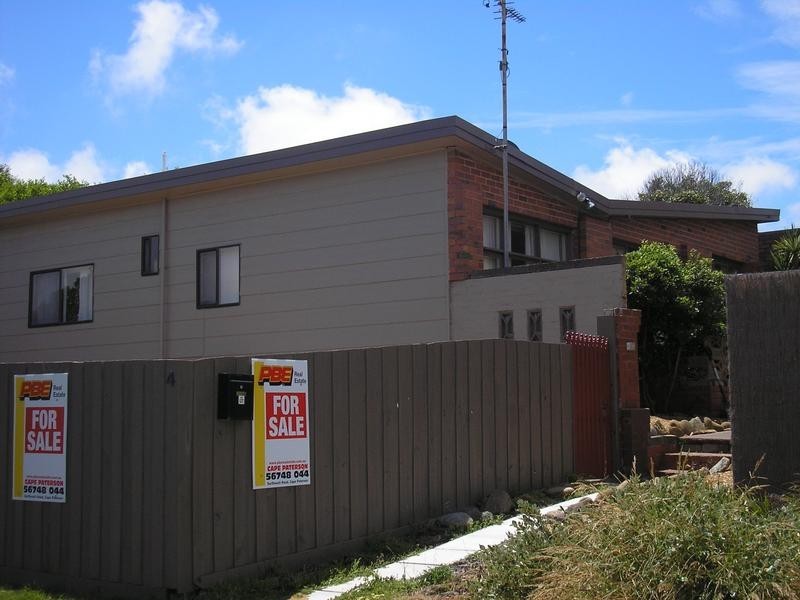 4 STUART ST, Cape Paterson VIC 3995