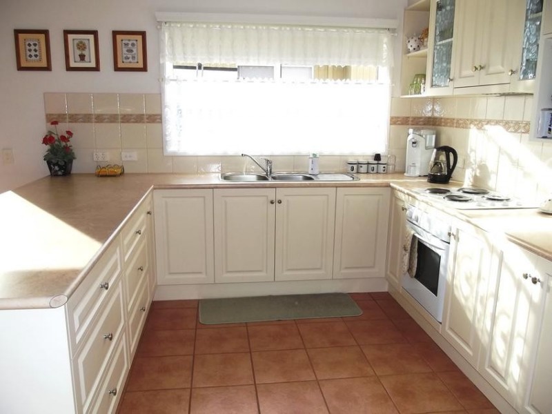 8 NEPTUNE ST, Cape Paterson VIC 3995