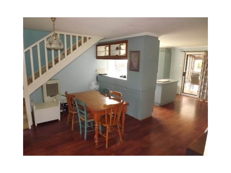 82 SURFBEACH RD, Cape Paterson VIC 3995