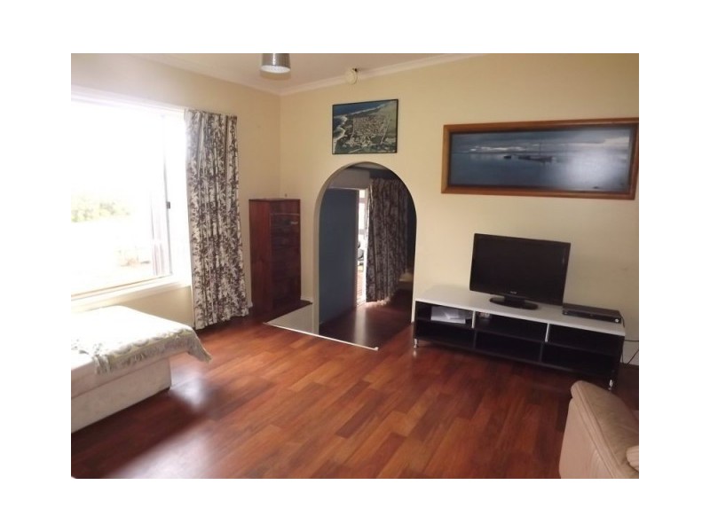 82 SURFBEACH RD, Cape Paterson VIC 3995