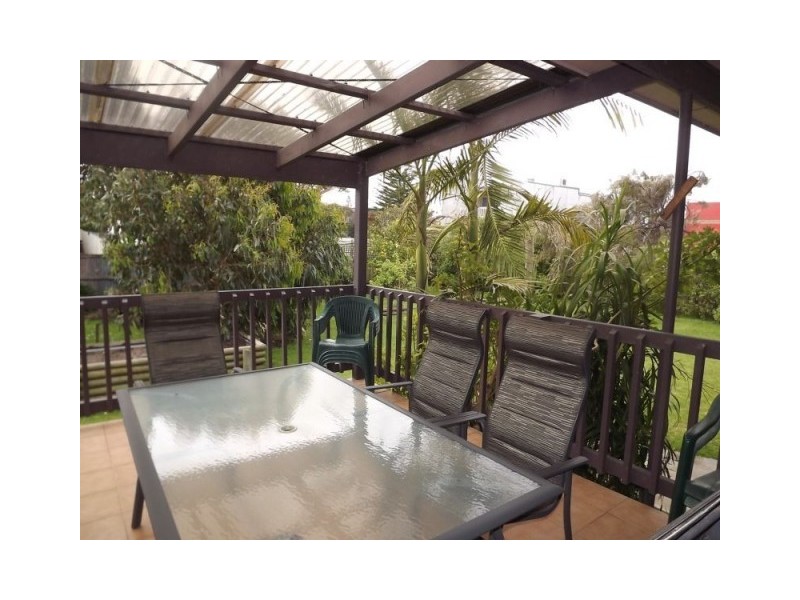 82 SURFBEACH RD, Cape Paterson VIC 3995