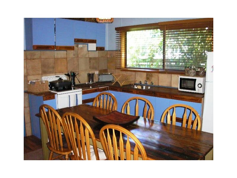 18 surfbeach rd, Cape Paterson VIC 3995