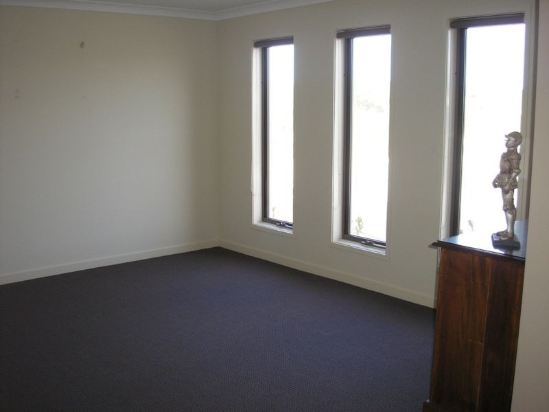 33 BLUE WATER CIRCLE, Cape Paterson VIC 3995
