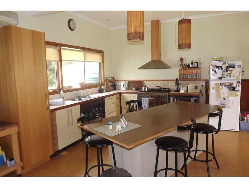 43 NEPTUNE ST, Cape Paterson VIC 3995